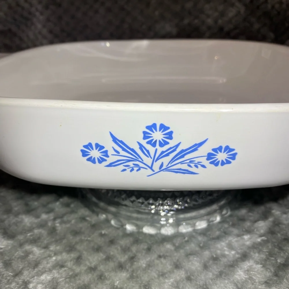 Vintage 10 inch Corning Ware Casserole Dish, P-10-B, circa 1969-1972